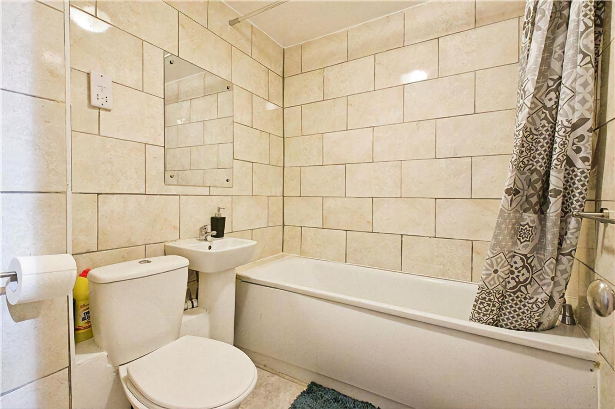 Manor Place Apartment Thamesmead Thamesmead  Экстерьер фото