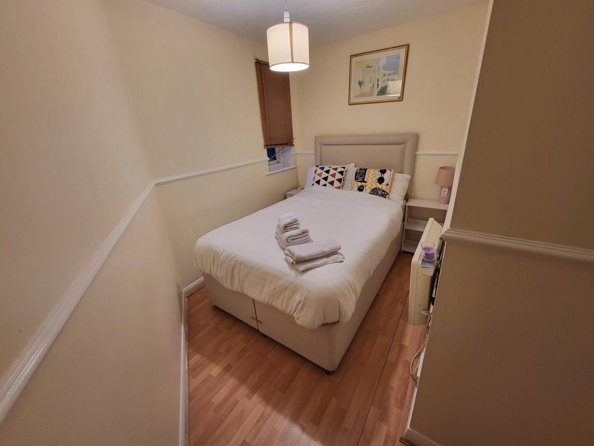 Manor Place Apartment Thamesmead Thamesmead  Экстерьер фото